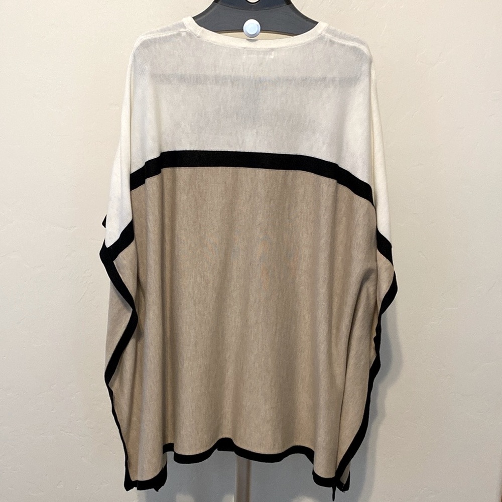 Calvin Klein Poncho, Size XL